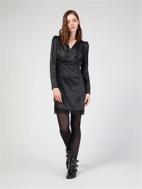 Carrello della 2021 nuovi stili di basso costo abiti da cerimonia sono offerti a showdress.it. Motivi vestito nero animalier da sera