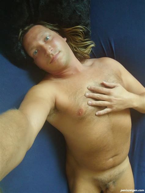 Nackt Auf Sofa Kostenlose Penis Bilder Und Schwanzfotos