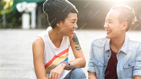 Premium Photo Lgbt Asian Lesbian Couple