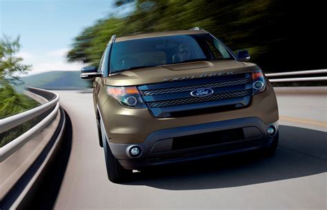 The vehicle's current condition may mean that a feature described below is no longer available on the vehicle. 2015 Ford Explorer XLT Appearance Pack Adds 2.0L Turbo ...