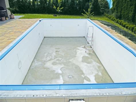 Wenn sie eine poolheizung selber bauen, müssen sie nicht. Pool selber bauen | BAUHAUS Österreich