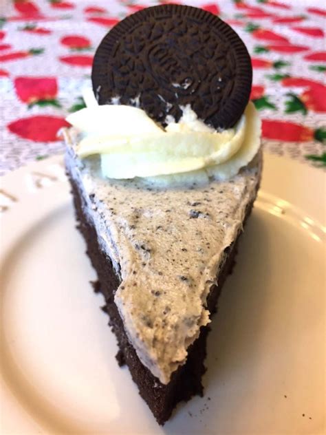 As i was explaining, cake recipes have become one of the popular choices furthermore, some more additional and important tips, suggestions and variants to oreo chocolate cake recipe. Oreo Cookies and Cream Chocolate Cake Recipe - Melanie Cooks
