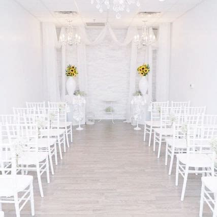 The little vegas chapel was an amazing place for my husband and i to renew our vows for our 10th wedding anniversary. 8 Cheap Wedding Chapels in Las Vegas | Las vegas wedding ...