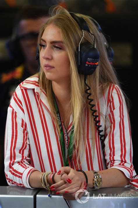 Victoria jane verstappen is max verstappen's youngest sister. アゼルバイジャンGPでのVictoria Jane Verstappen, sister to Max ...