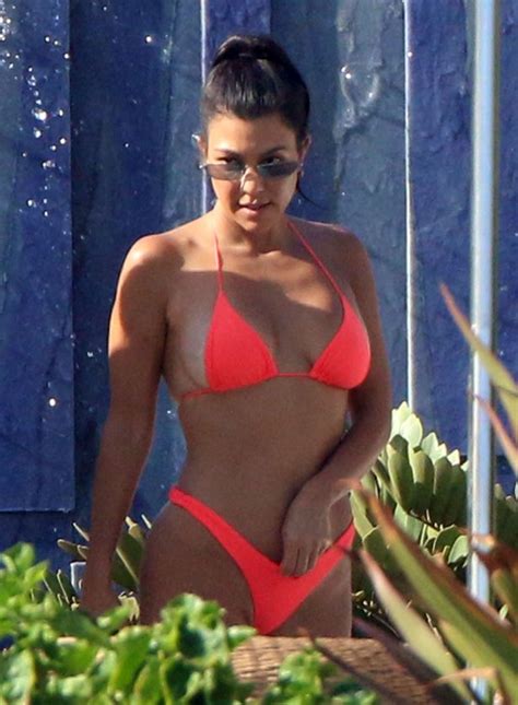 Kourtney Kardashian Flaunts Her Assets In Barely There Bikini A She Holidays In Mexico Mirror