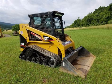 The bobcat 763 skid steer hydraulic oil capacity is three gallons. 2003 Caterpillar 247 Compact Track Skid Steer Loader ...