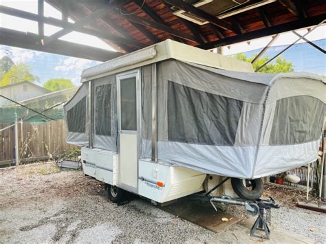 Lot 145 Coleman Pop Up Tent Trailer 1990s Sunnycal Auctions