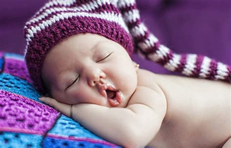 Look up in linguee suggest as a translation of sleep like a baby Wanna Sleep Like A Baby? Try This - Pause Nlearn - Medium