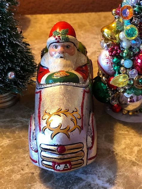 Vaillancourt Santa Vintage Holiday Christmas Design Vintage Christmas