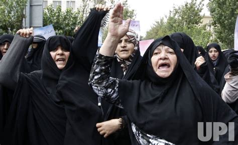 Photo Pro Islamic Dress Code Rally Held In Tehran Iran Irn201107081015