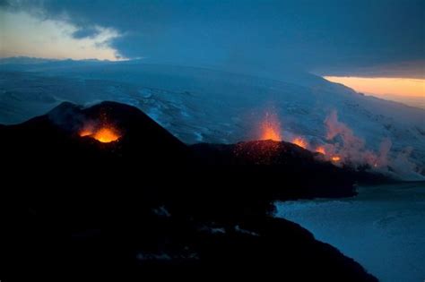 Amazing Volcanoes 100 Pics