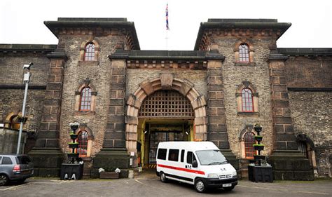Gang Carried Out £30m Drug Smuggling Ring From Wandsworth Prison Uk