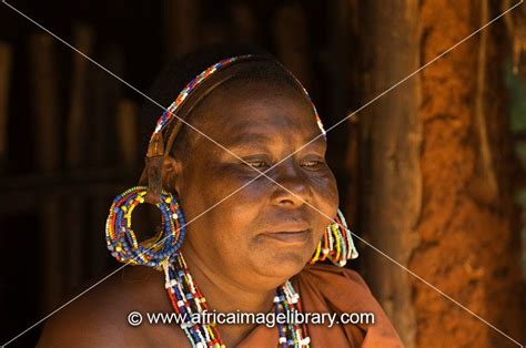 Photos And Pictures Of Kikuyu Woman Ngomongo Village Kenya The