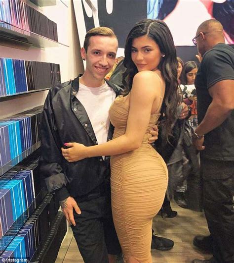 Kylie Jenner Buys A Superfan A 2000 Louis Vuitton Backpack Daily