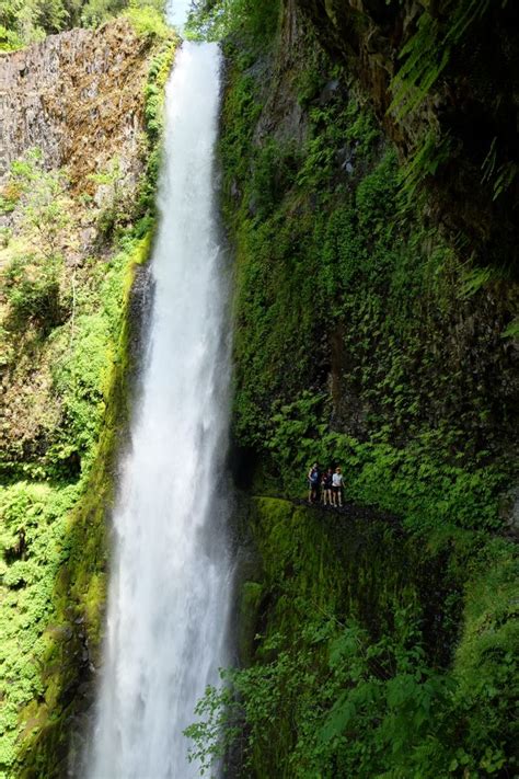 Eagle Creek Trail Oregon Hike 6 Miles To The Stunning Tunnel Falls