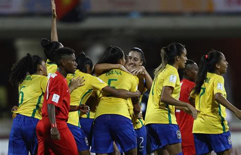 La selección brasileña femenina de fútbol comenzará el 14 de septiembre su preparación para los la lista divulgada este miércoles por la seleccionadora de brasil, la sueca pia sundhage, incluye a. Selección Femenina de Brasil golea en su debut en el ...