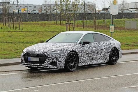 V8, 4.0 l, 600 hp, 800 nm thanks to: New 2019 Audi RS7 Sportback to break 600bhp barrier | Autocar