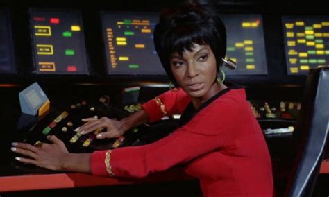 Nichelle Nichols As Uhura On Star Trek The Original Series Treknews