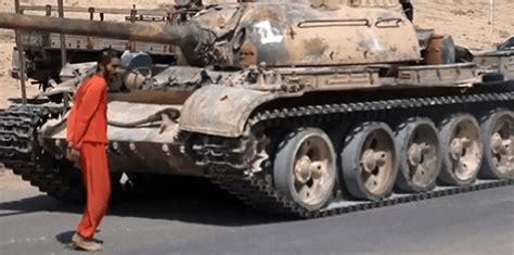 Isis Tank Execution Video 19 Year Old Syrian Army