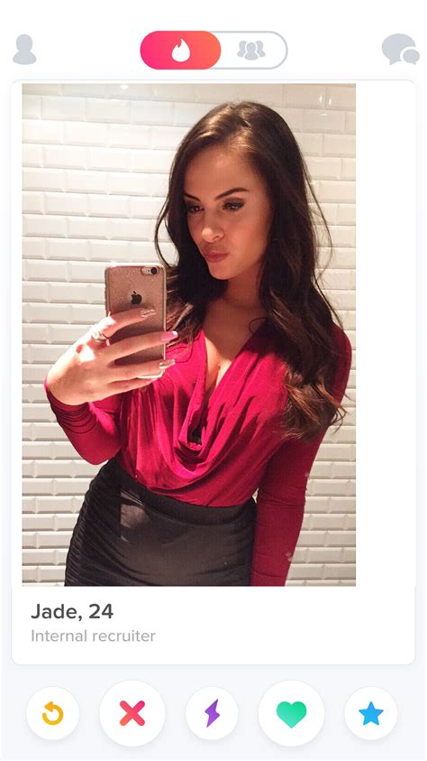 Believe It Or Not These Are The Most Right Swiped People On Tinder In