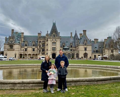 The Monday's Visit To The Biltmore Estate - CN2 News