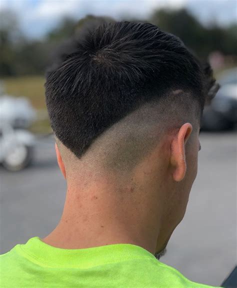 Taper fade haircut with side part. Men's Hair, Haircuts, Fade Haircuts, short, medium, long ...