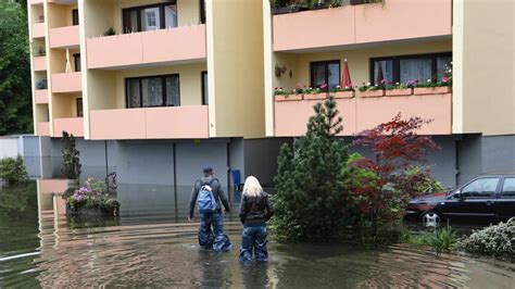 Das ist beispielsweise dann der fall, wenn sanitäre. Trockenlegung: Wasserschaden wer zahlt - welche ...