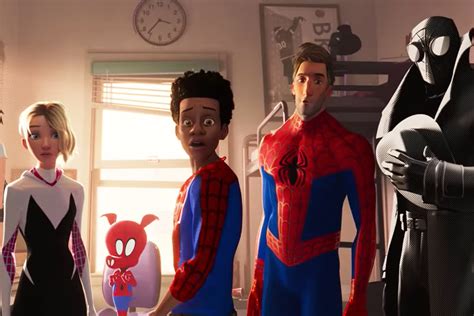 Spider Man Into The Spider Verse Trailer Watch New Spider People