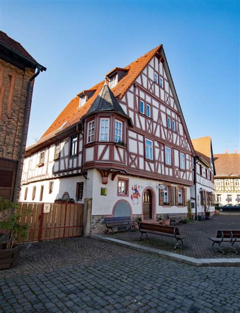 Haus kaufen in stuttgart 111 hausangebote in stuttgart gefunden und weitere 40 im umkreis. Immobilien kaufen und verkaufen in Stuttgart und Hanau ...