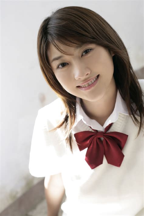 Beautiful Japanese Gravure Model And Actress Mikie Hara Reelrundown