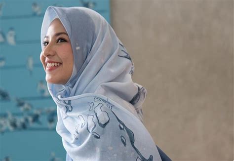Model Tren Hijab 2019 Populer Agar Tampil Cantik And Menawan
