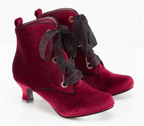 Maybe you would like to learn more about one of these? Épinglé sur Joe Browns ancienne collection