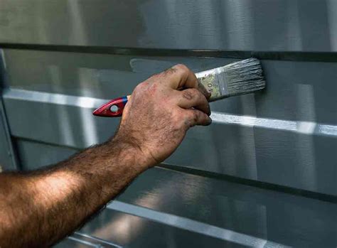 How To Paint A Garage Door Metal And Wood Doors Checkatrade