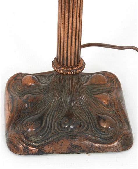 Lot 12 In Duffner And Kimberly Leaded Table Lamp