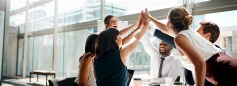 10 Priceless Benefits Of Teamwork In The Workplace