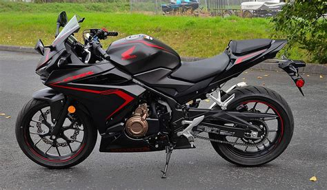 You won't ever have to choose between a bike with. Lifestyles Honda - 2020 HONDA CBR500R ABS