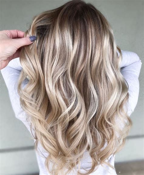 Vanilla Chai Hair Is The Cold Weather Blonde Hue You Need To See Blonde Hair Color Brown