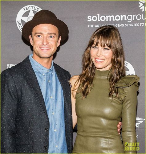 Justin Timberlake Jessica Biel Couple Up For The Book Of Love Premiere In New Orleans Photo