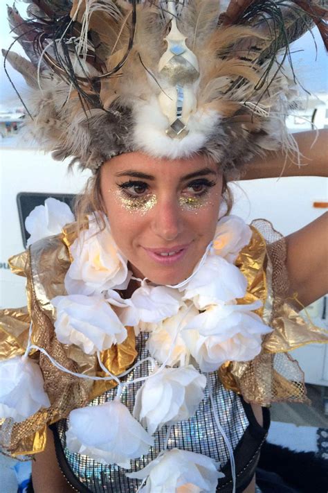 10 incredible beauty looks from burning man burning man makeup burning man costume burning