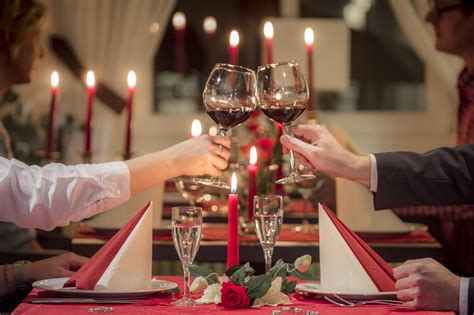 Situated within the ramada hotel, this cosy restaurant is just the place for revitalising romance. Candle-Light-Dinner - HofHotel Krähenberg - Grömitz Ostsee
