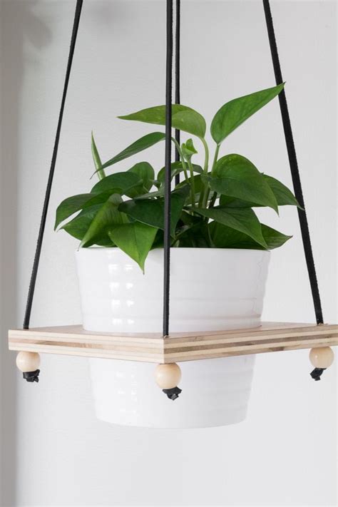 Diy Hanging Plant Holder Make A Wooden Hanging Plant Pot Holder