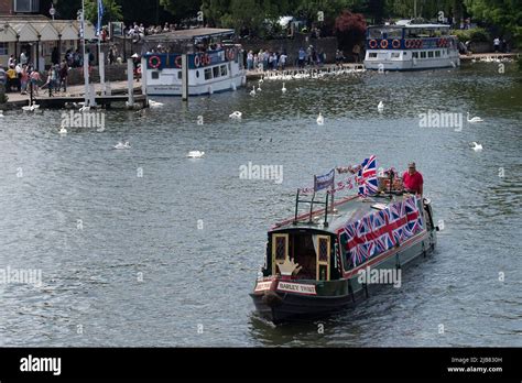 Windsor Berkshire Uk 3rd June 2022 Colourful Flags And Bunting On Barges And Boats On The
