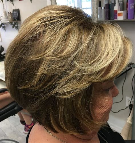29 bronde feathered bob for older women cool hairstyles feathered bob hairstyles over 60