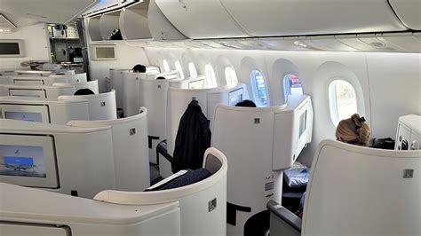 Flight Review Bamboo Airways B787 9 Business Class Business Traveller