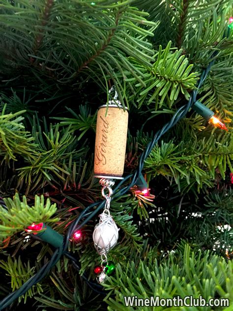 20 Diy Wine Cork Christmas Ornaments Wine Blog From The International