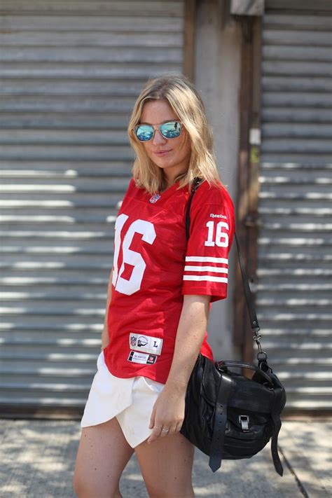 how to make a sports jersey look stylish seriously jersey fashion football jersey outfit