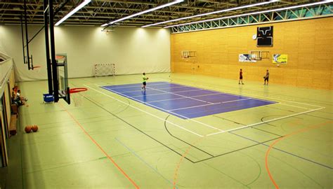 Kübler sport ist seit mehr als 30 jahren ihr starker. Sportgeräte Ausstattung für die Sporthalle ...