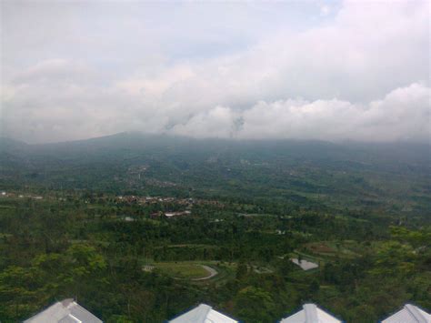 Penduduk lokal daerah parentas juga sangat ramah tamah terhadap wisatawan lokal maupun wisatawan asing. SALAH SATU TEMPAT WISATA DI DAERAH MAGELANG JAWA TENGAH ...