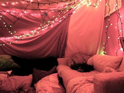 The 25+ best Blanket forts ideas on Pinterest | Fort ideas, Pillow