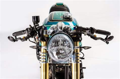 Sportster iron 883 looks & styling. Harley Davidson Sportster 883 bản độ Cafe Racer đến từ ...